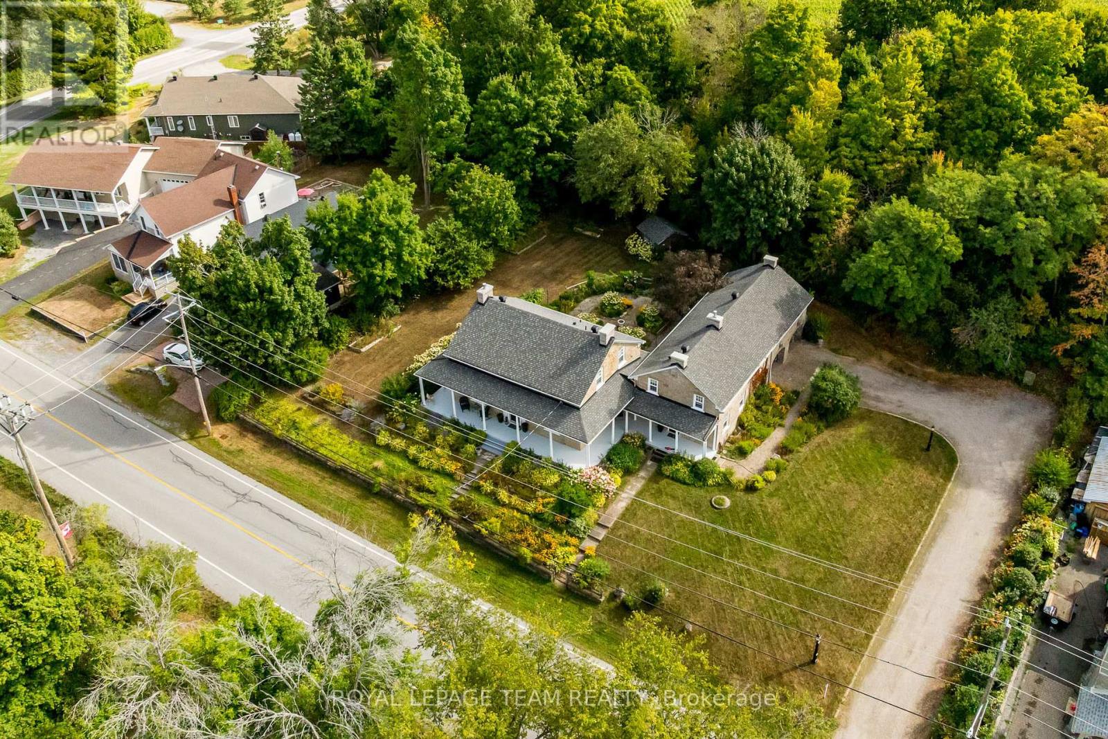 492 River Road, Mississippi Mills, Ontario  K0A 1A0 - Photo 2 - X12710650