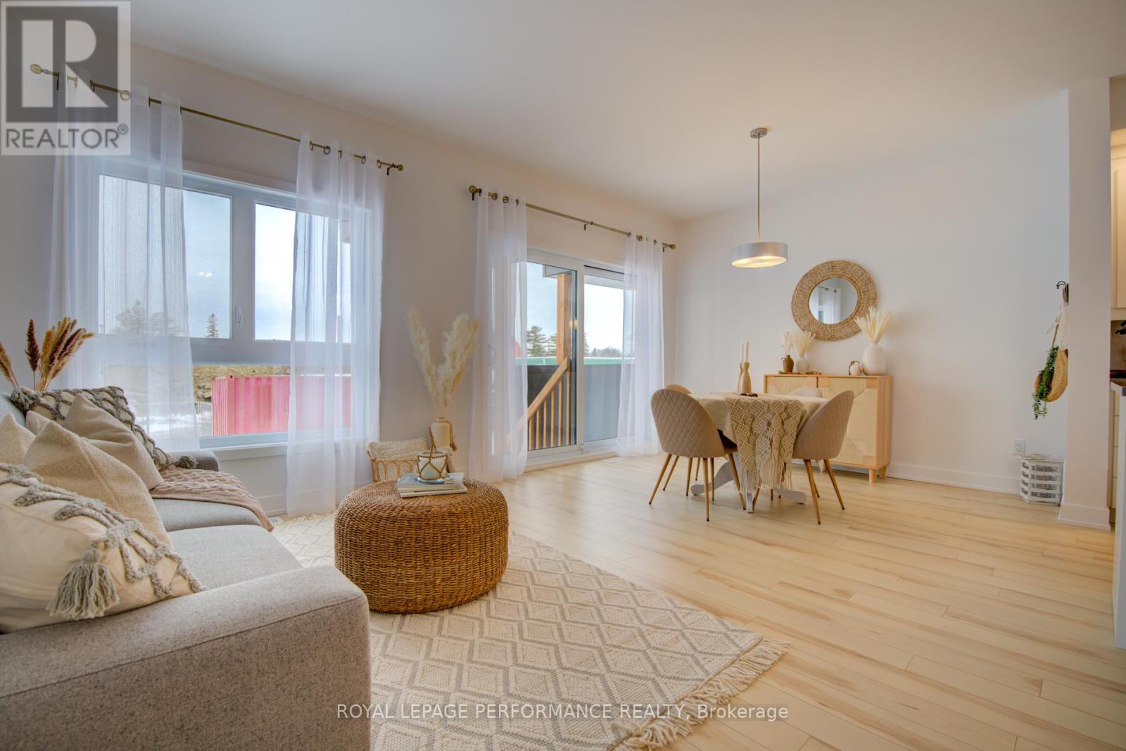 Th-152c Cypress Street, The Nation, Ontario  K0A 2M0 - Photo 12 - X12715342