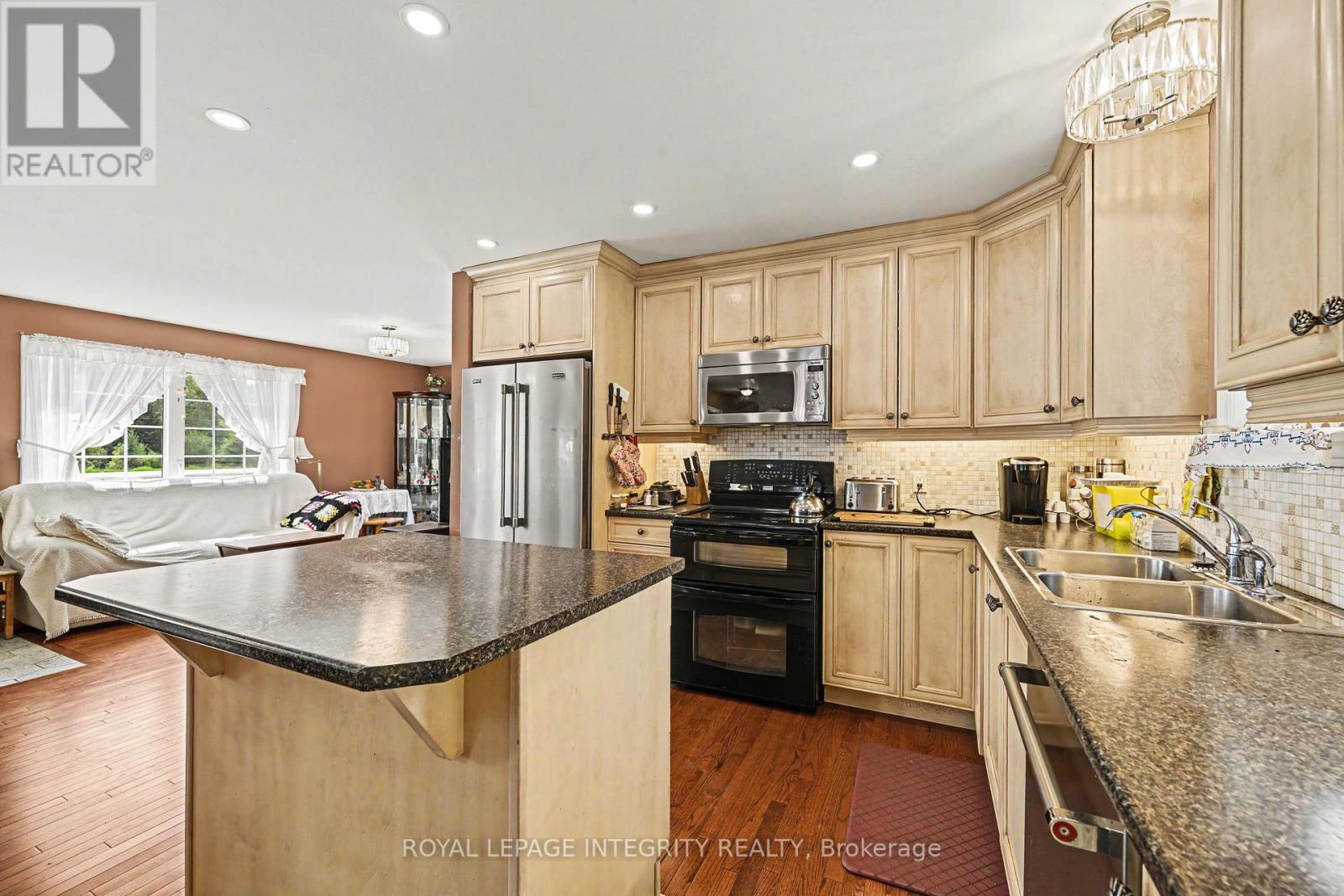 8688 Hwy 511 Highway, Lanark Highlands, Ontario  K0G 1K0 - Photo 16 - X12719020