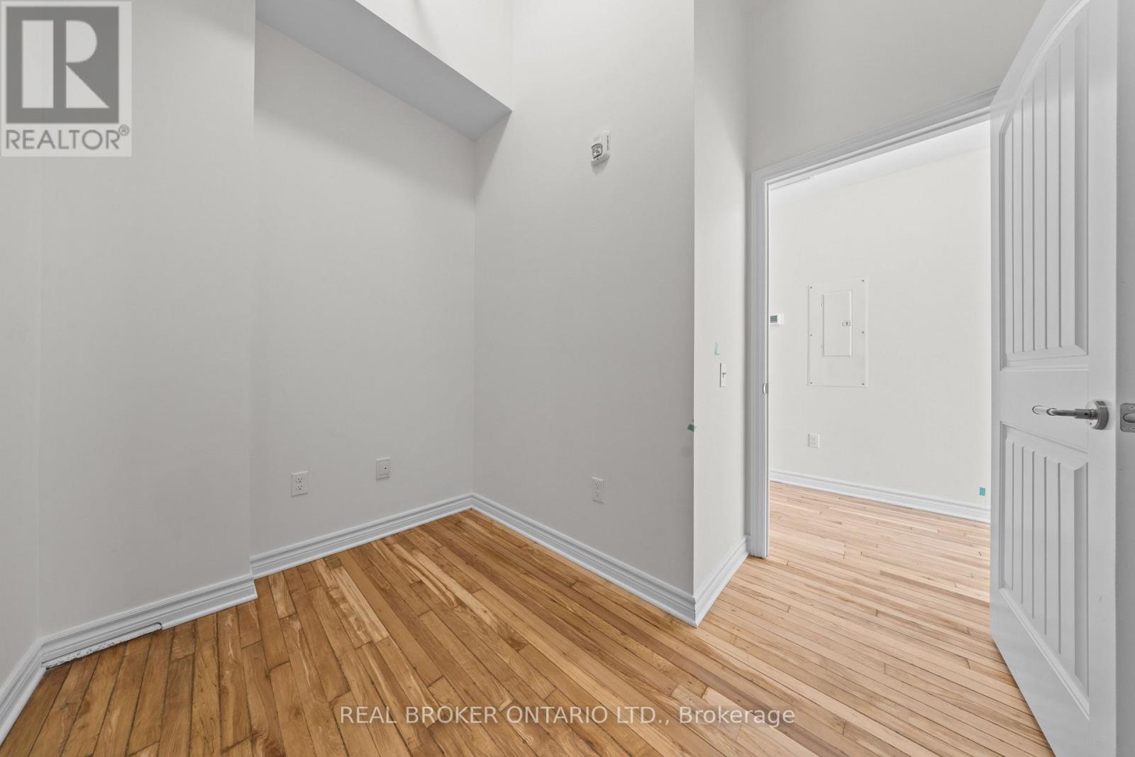212 - 150 Mill Street, Carleton Place, Ontario  K7C 1T4 - Photo 4 - X12719198