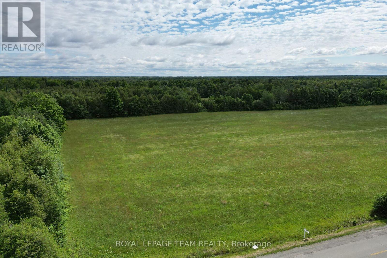 7191 Malakoff Road, Ottawa, Ontario  K0A 2T0 - Photo 2 - X12721154