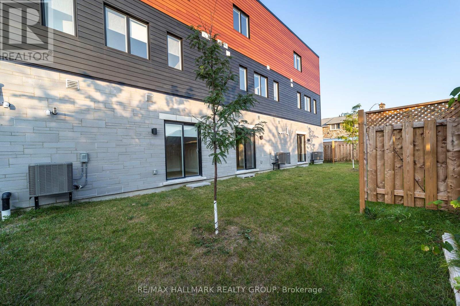 809 Star Private, Ottawa, Ontario  K2L 1W2 - Photo 22 - X12721648