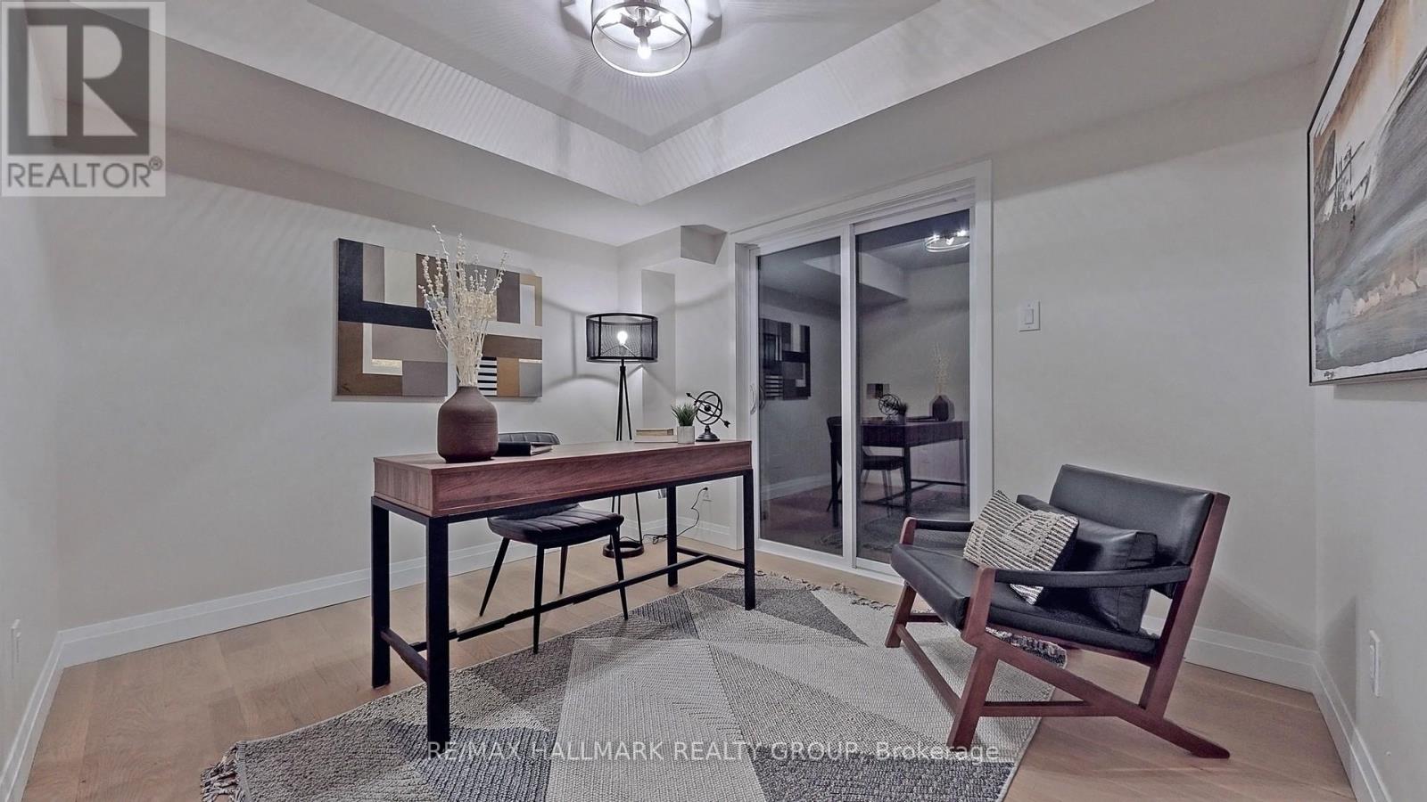 809 Star Private, Ottawa, Ontario  K2L 1W2 - Photo 4 - X12721648