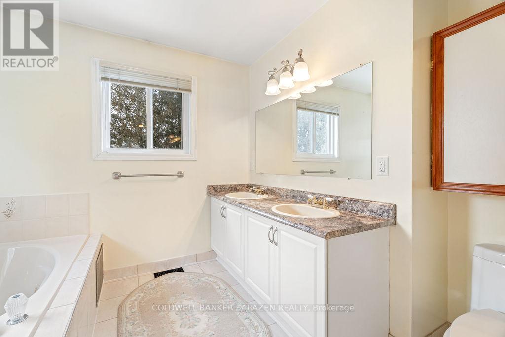1040 Karsh Drive, Ottawa, Ontario  K1G 4M9 - Photo 27 - X12723330