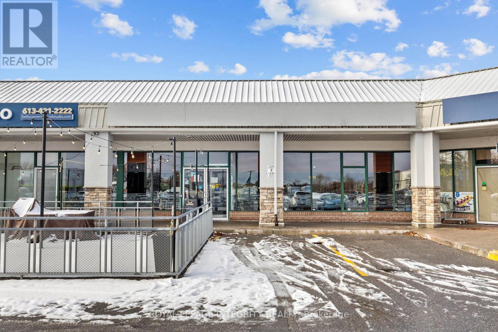 2150 Robertson Rd Road S, Ottawa, Ontario  K2H 9S1 - Photo 1 - X12724910