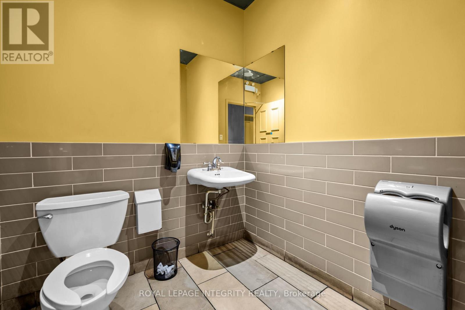 2150 Robertson Rd Road S, Ottawa, Ontario  K2H 9S1 - Photo 21 - X12724910