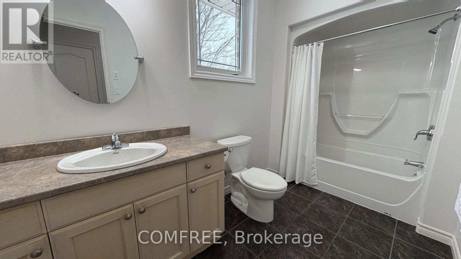 31 Essex Drive, Belleville, Ontario  K8N 0M9 - Photo 15 - X12725718