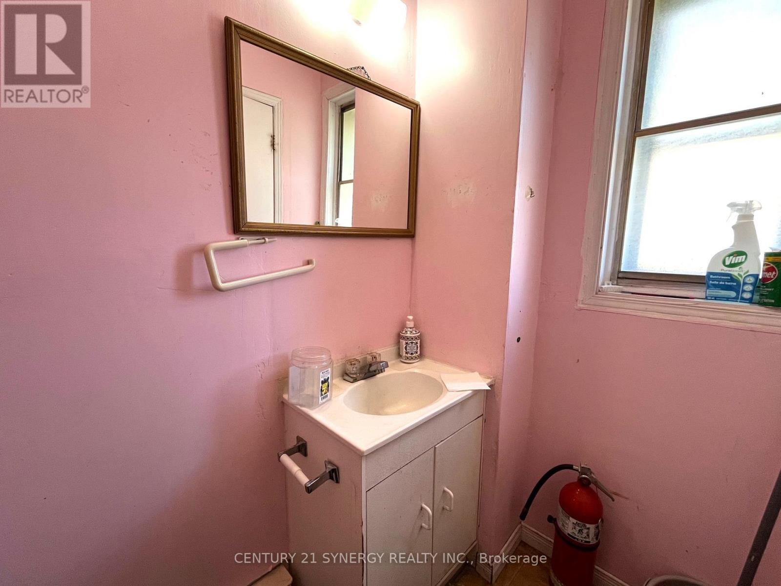 18 Beckwith Street N, Smiths Falls, Ontario  K7A 2B1 - Photo 14 - X12726414
