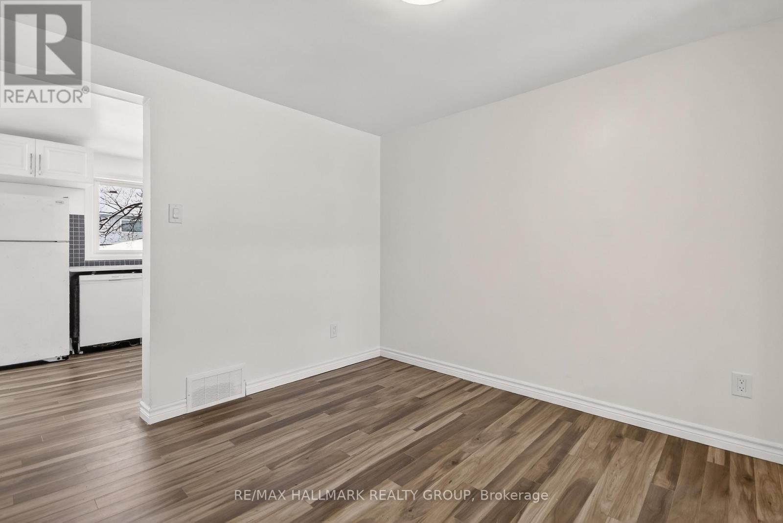 7 - 86 Esterlawn Private, Ottawa, Ontario  K2A 4C1 - Photo 26 - X12732180