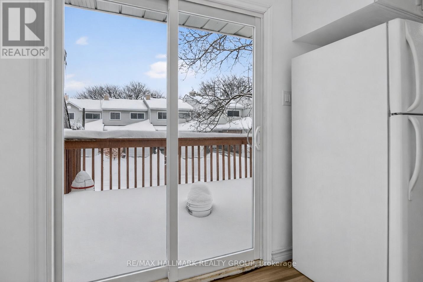 7 - 86 Esterlawn Private, Ottawa, Ontario  K2A 4C1 - Photo 5 - X12732180