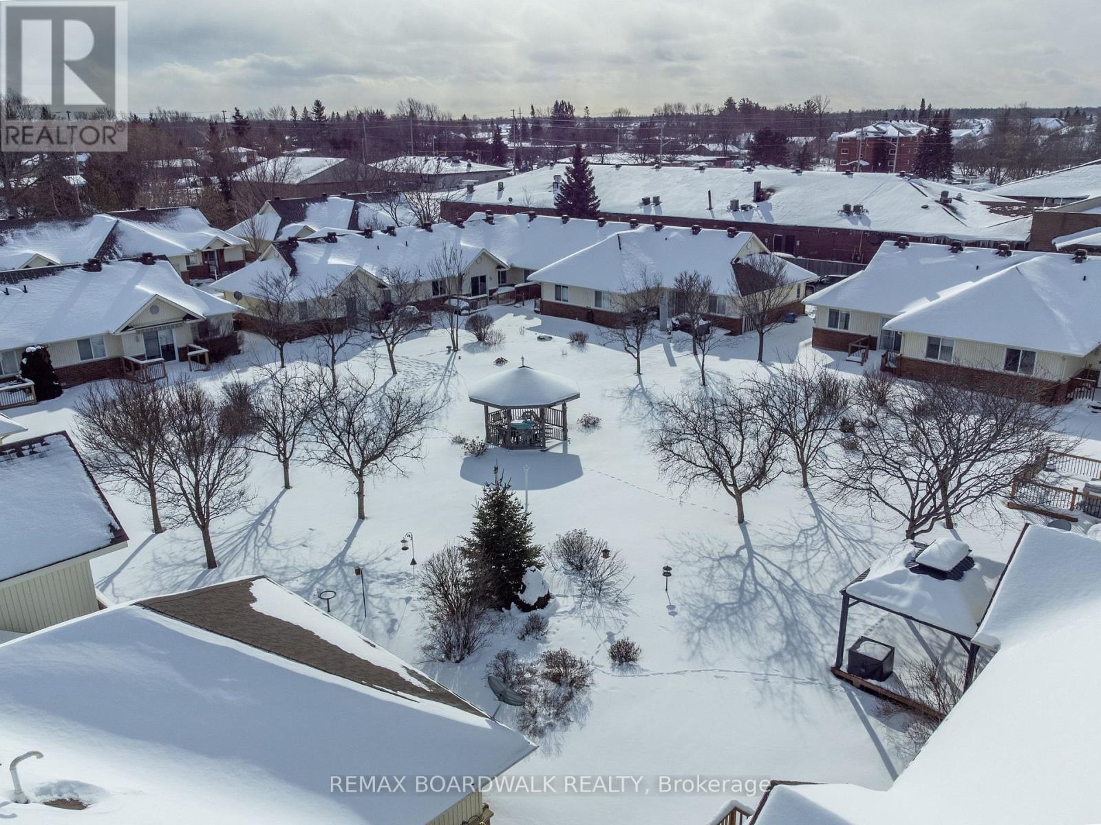 206 Oak Leaf Private, Ottawa, Ontario  K0A 2Z0 - Photo 26 - X12738510