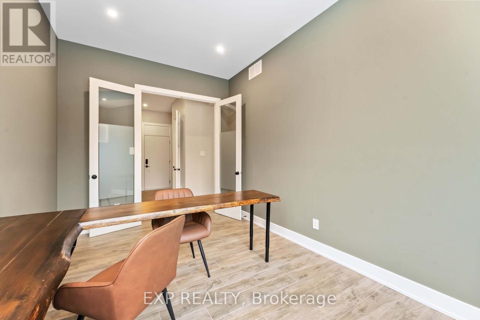 1961 Cedarlakes Way, Ottawa, Ontario  K4P 1P2 - Photo 16 - X12738860