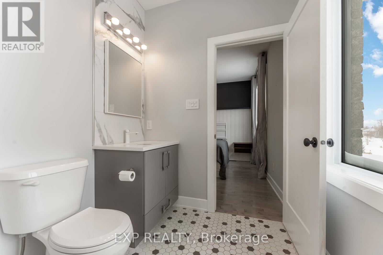 1961 Cedarlakes Way, Ottawa, Ontario  K4P 1P2 - Photo 28 - X12738860