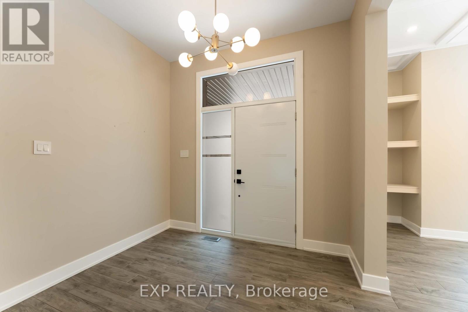 1961 Cedarlakes Way, Ottawa, Ontario  K4P 1P2 - Photo 3 - X12738860