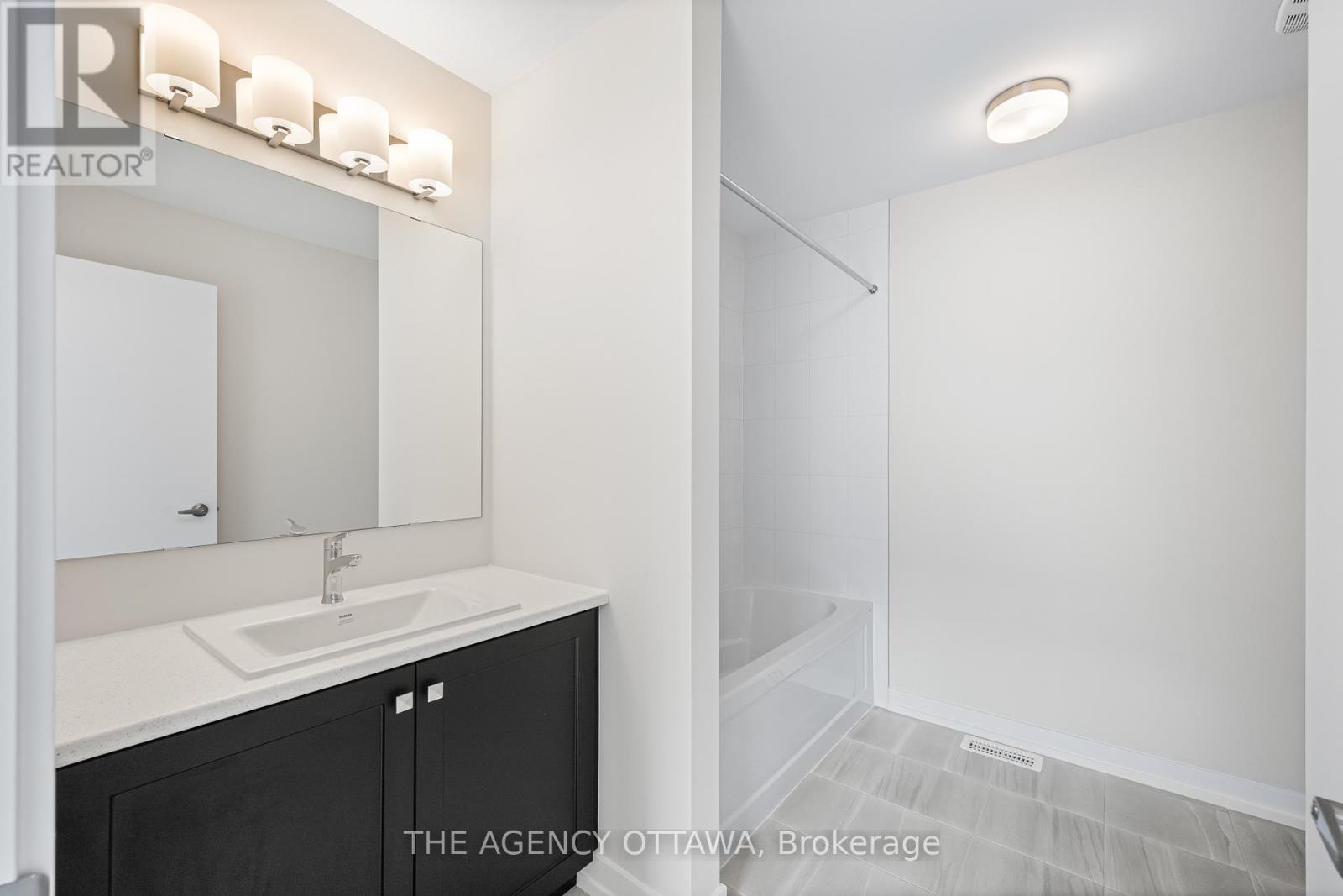948 Seagrave Lane, Ottawa, Ontario  K0A 2Z0 - Photo 15 - X12740362