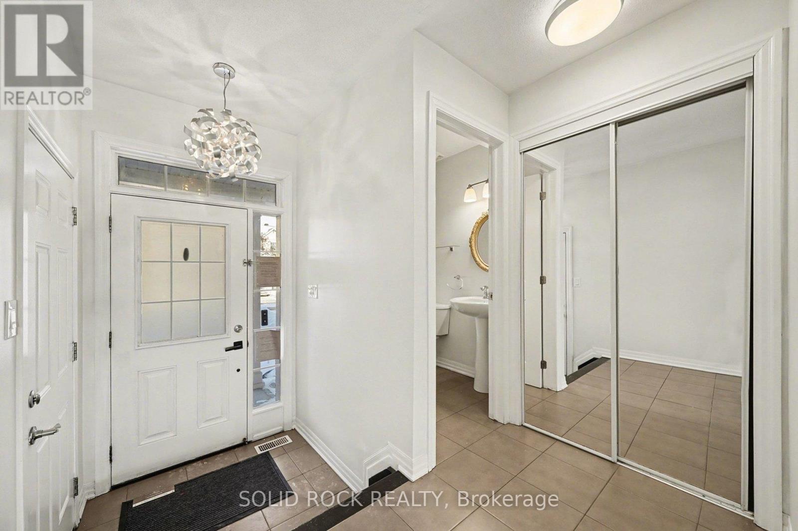 407 White Arctic Avenue, Ottawa, Ontario  K2J 5W5 - Photo 4 - X12741652