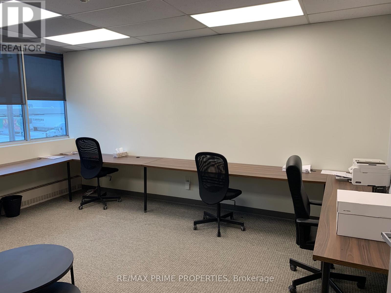 13 - 485 Industrial Avenue, Ottawa, Ontario  K1G 0Z1 - Photo 2 - X12742484