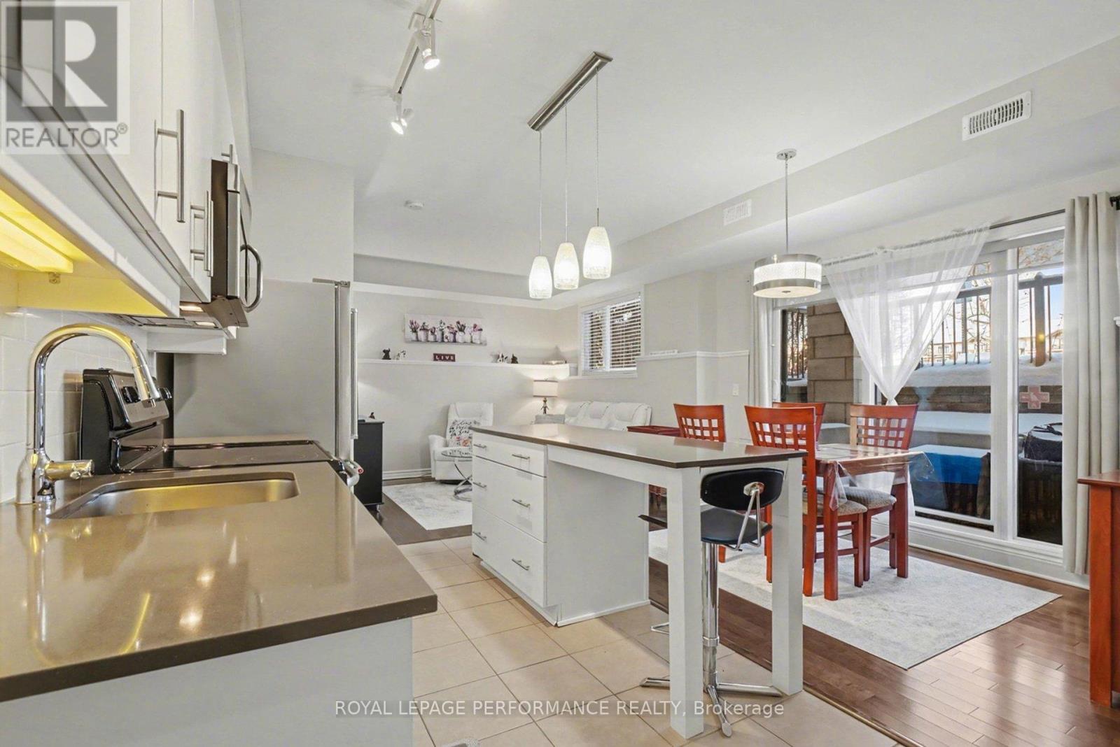 101 - 655 Beauparc Private, Ottawa, Ontario  K1J 0B6 - Photo 10 - X12742594
