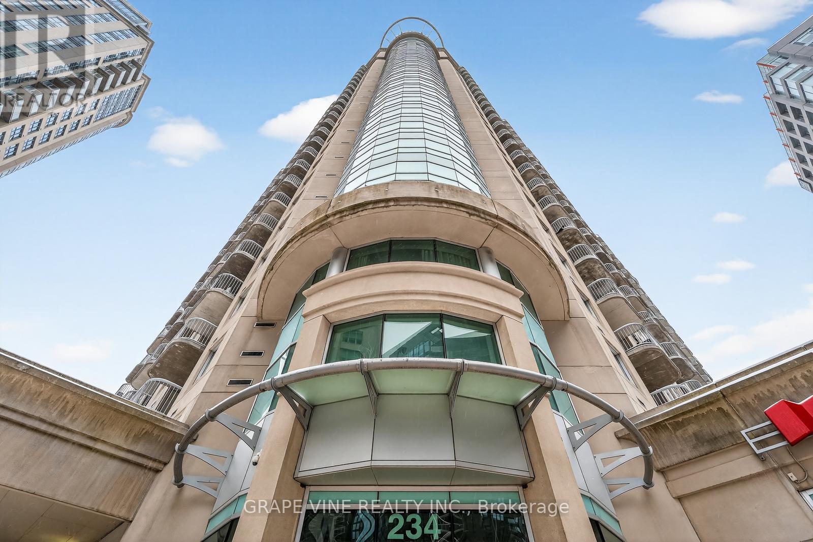 304 - 234 Rideau Street, Ottawa, Ontario  K1N 0A9 - Photo 2 - X12743236