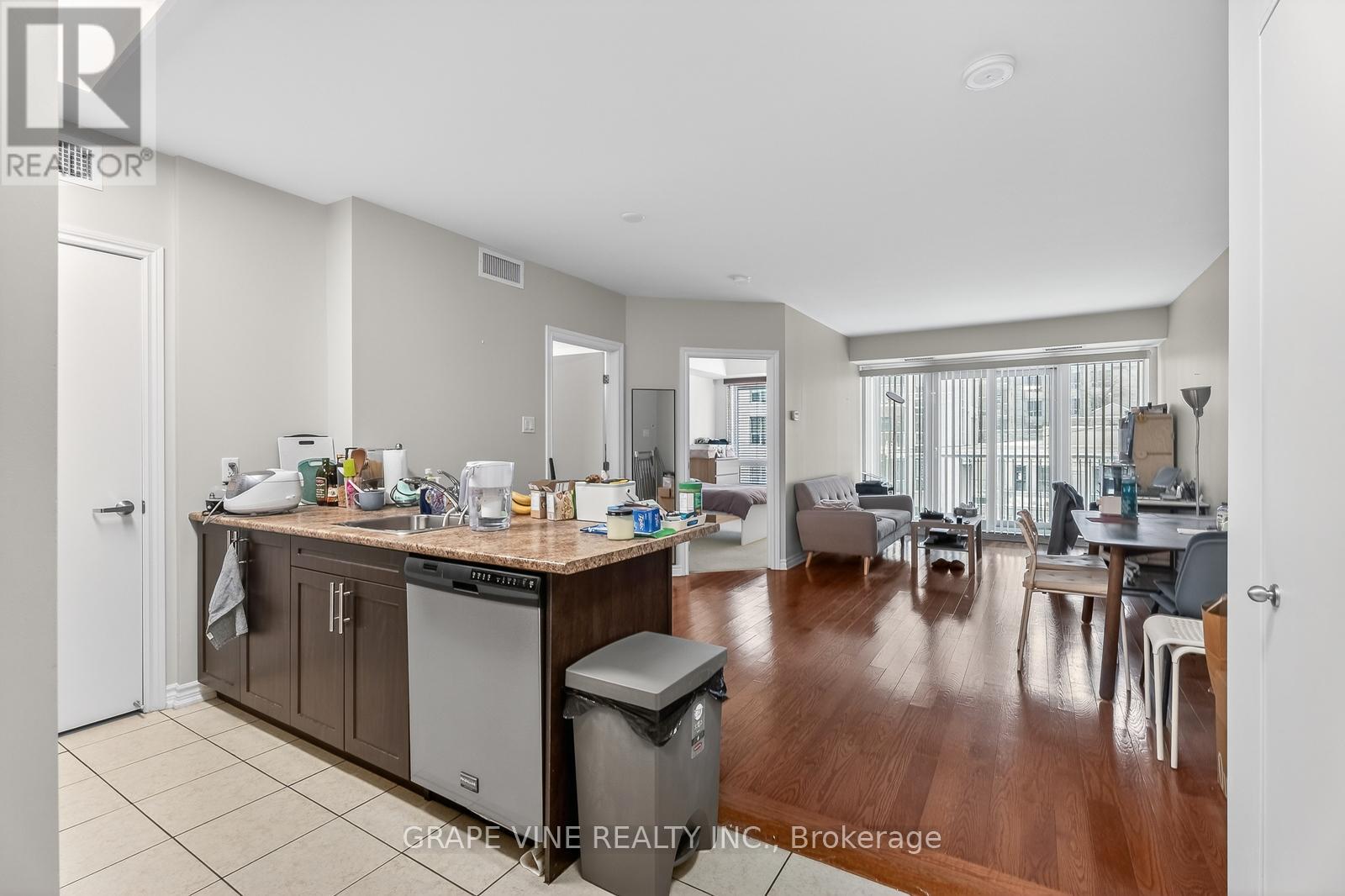 304 - 234 Rideau Street, Ottawa, Ontario  K1N 0A9 - Photo 9 - X12743236