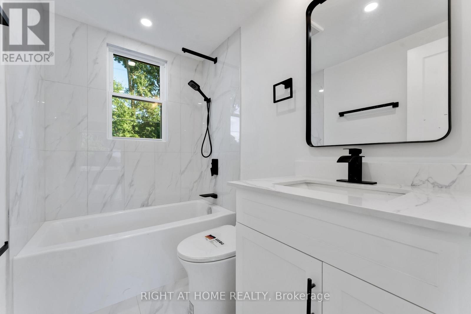2700 Priscilla Street, Ottawa, Ontario  K2B 7E2 - Photo 10 - X12745712