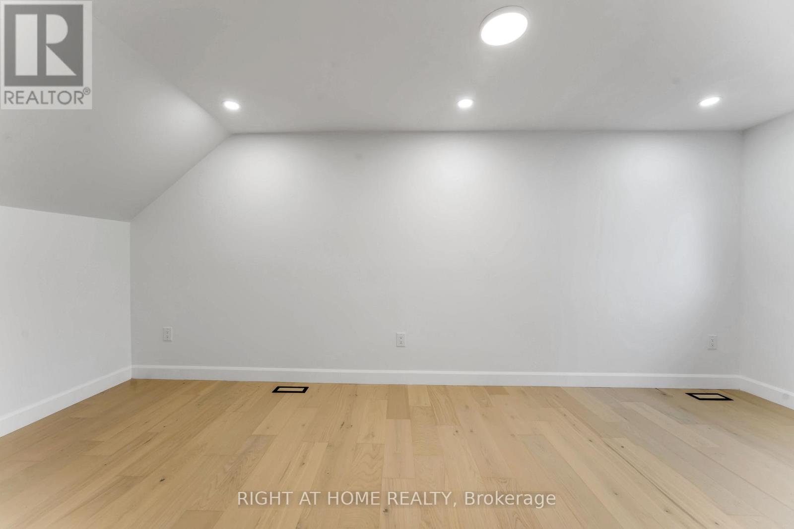 2700 Priscilla Street, Ottawa, Ontario  K2B 7E2 - Photo 23 - X12745712