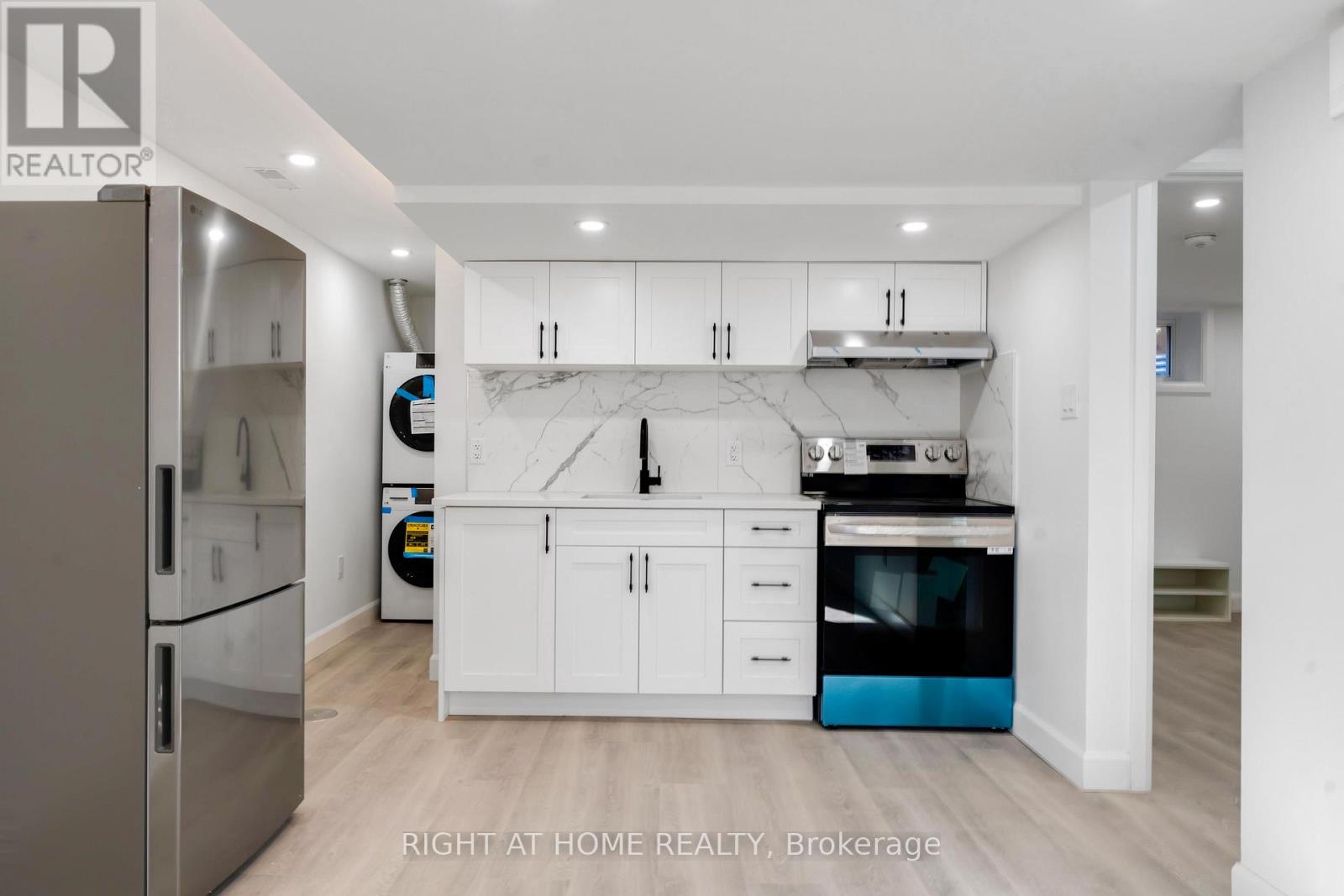 2700 Priscilla Street, Ottawa, Ontario  K2B 7E2 - Photo 29 - X12745712