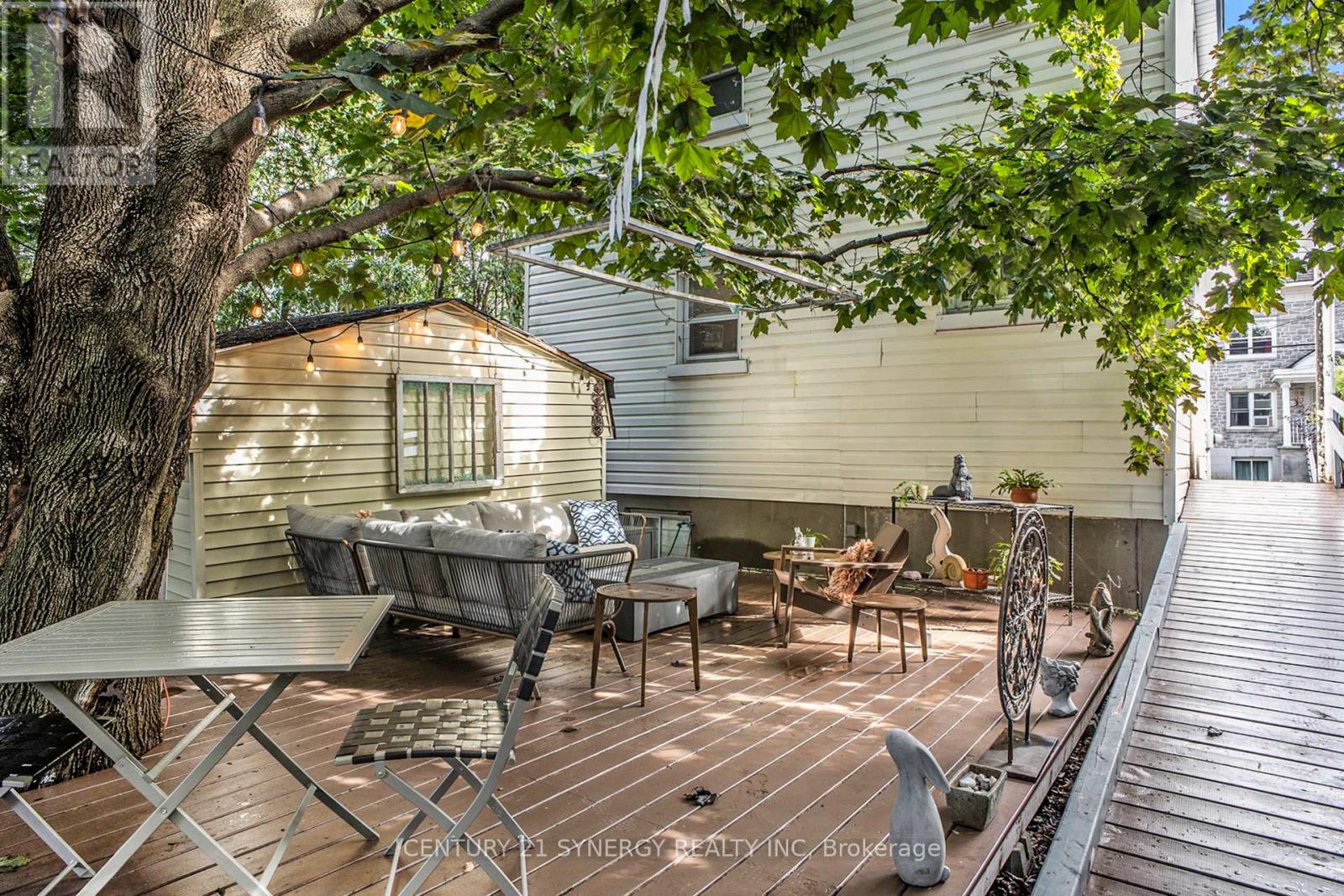 327 Richelieu Avenue, Ottawa, Ontario  K1L 6J8 - Photo 4 - X12746712