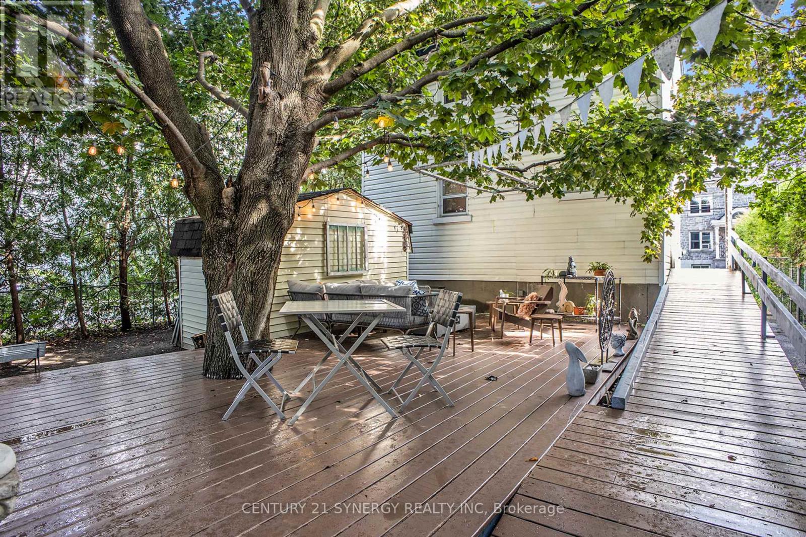 327 Richelieu Avenue, Ottawa, Ontario  K1L 6J8 - Photo 7 - X12746712