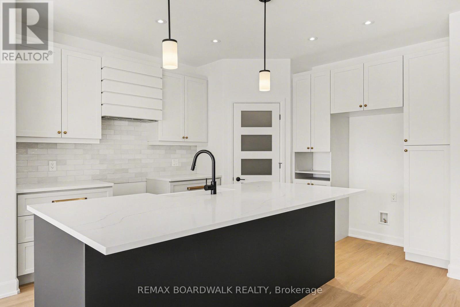 444 Aurora Street, Russell, Ontario  K4R 0L3 - Photo 7 - X12748180