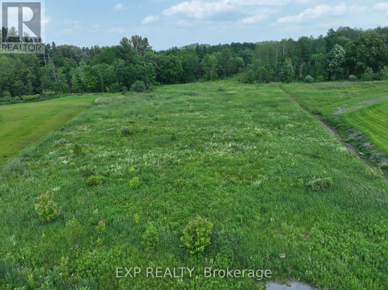 26 Nirmala Drive, Ottawa, Ontario  K4C 0B2 - Photo 2 - X12749866