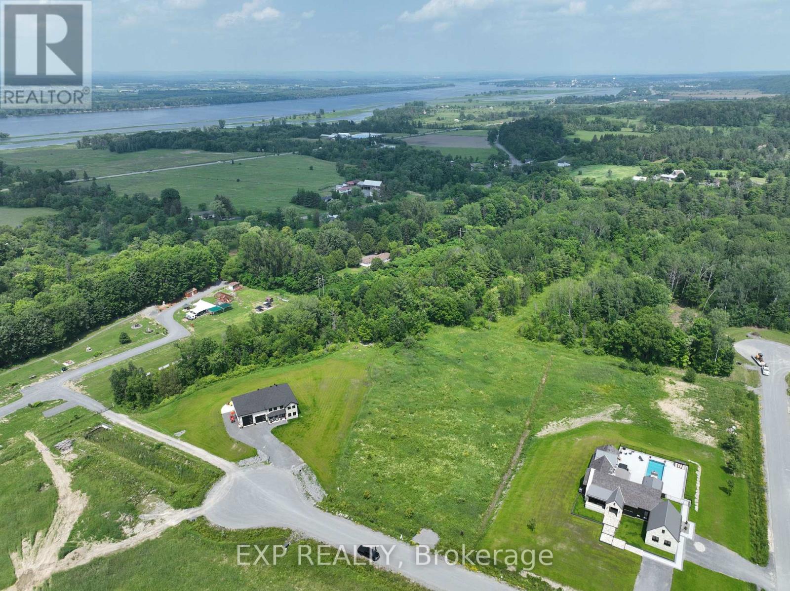 26 Nirmala Drive, Ottawa, Ontario  K4C 0B2 - Photo 5 - X12749866