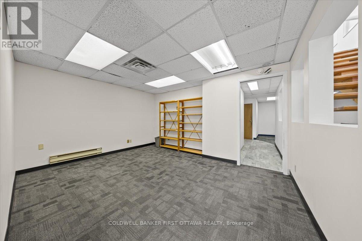 18 - 77 Auriga Drive, Ottawa, Ontario  K2E 7Z7 - Photo 8 - X12756156