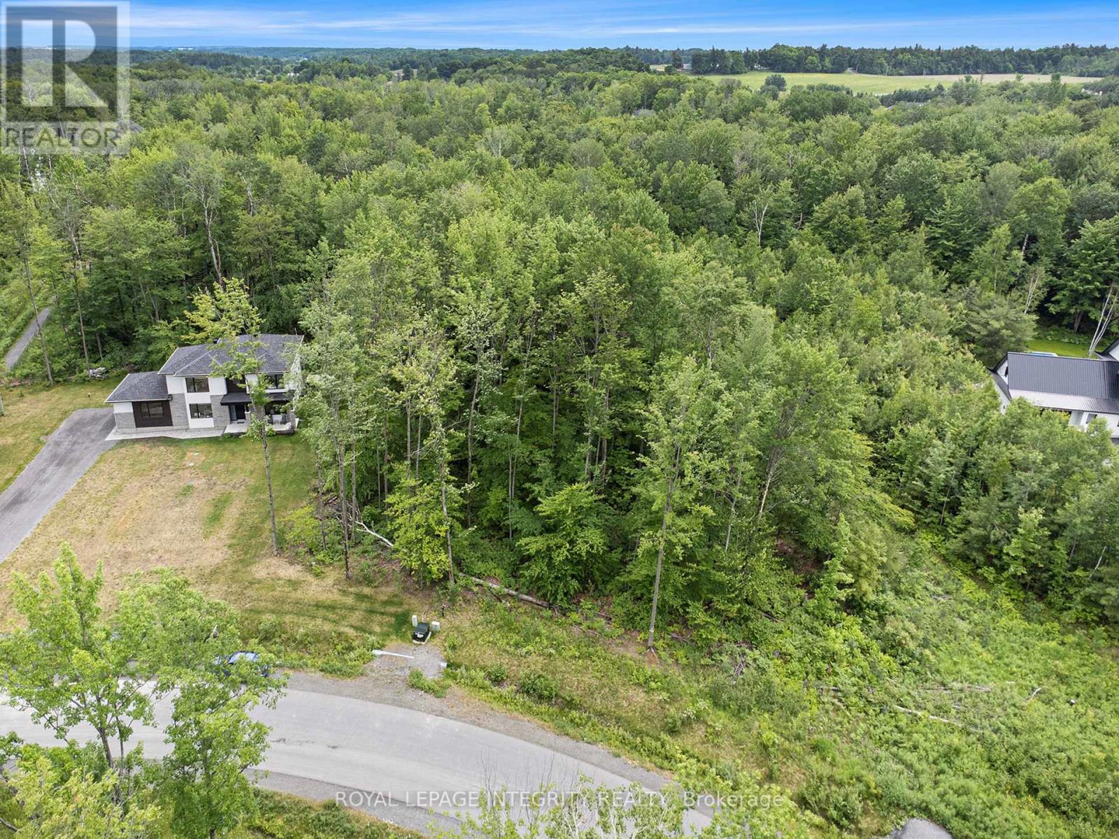 1590 Kinsella Drive, Ottawa, Ontario  K4C 0B2 - Photo 1 - X12762710
