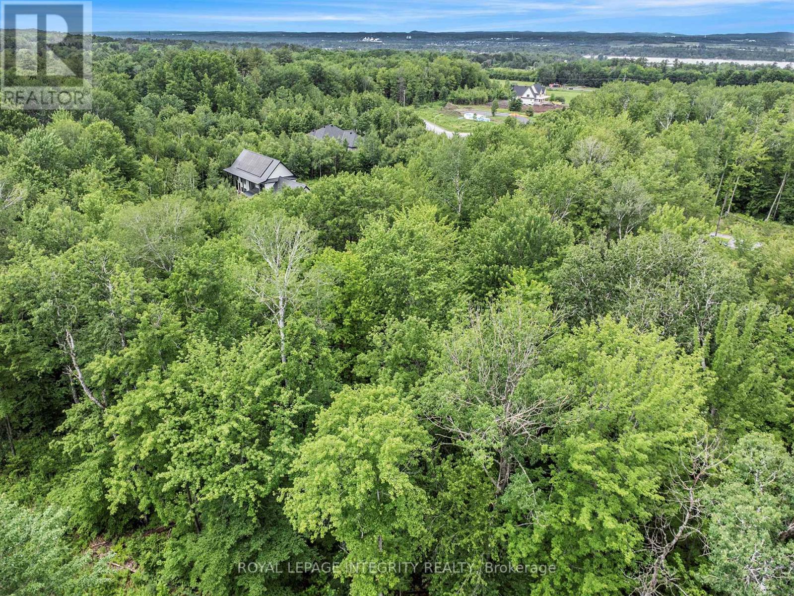 1590 Kinsella Drive, Ottawa, Ontario  K4C 0B2 - Photo 3 - X12762710