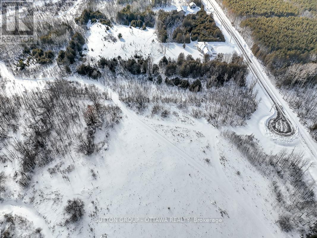 6268 Nick Adams Road, Ottawa, Ontario  K4P 1H2 - Photo 12 - X12765464