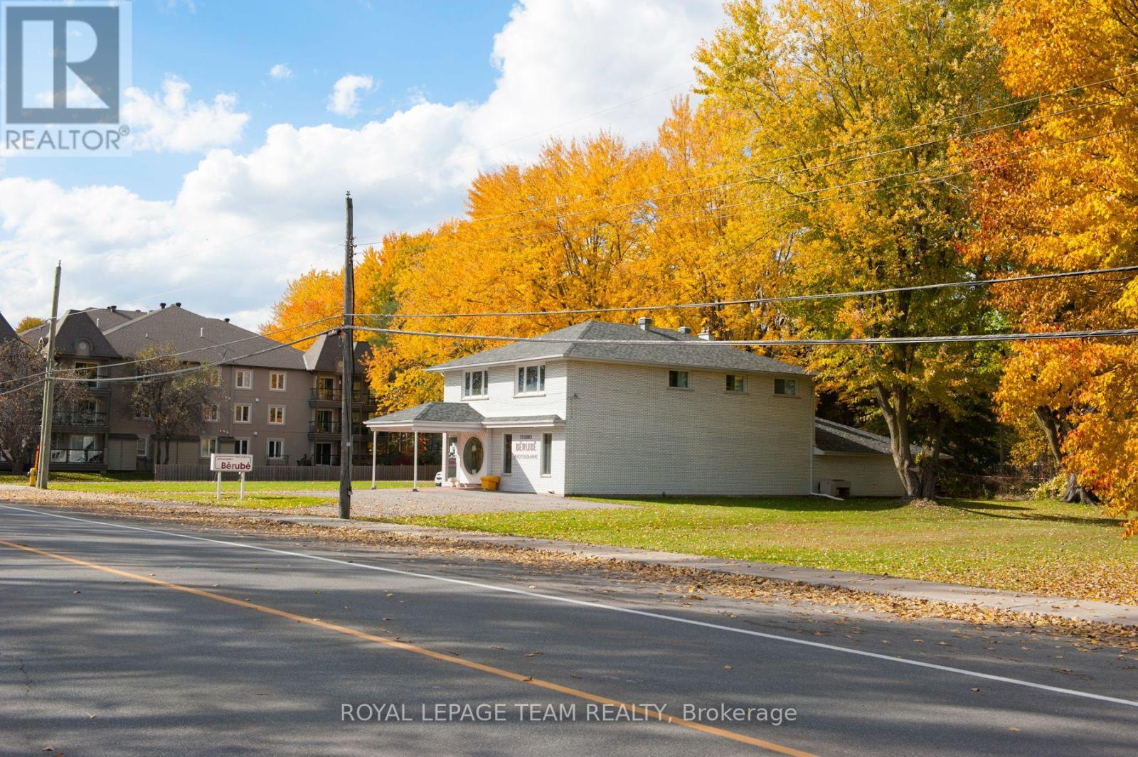 277 CASTOR STREET, Russell, Ontario