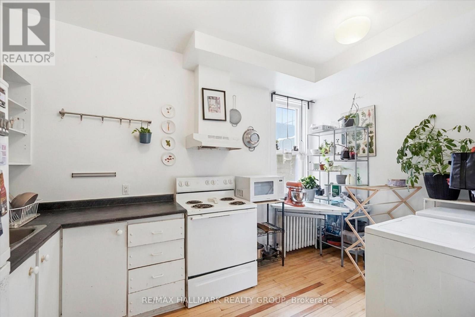 44 St Andrew Street, Ottawa, Ontario  K1N 5E9 - Photo 8 - X12767258