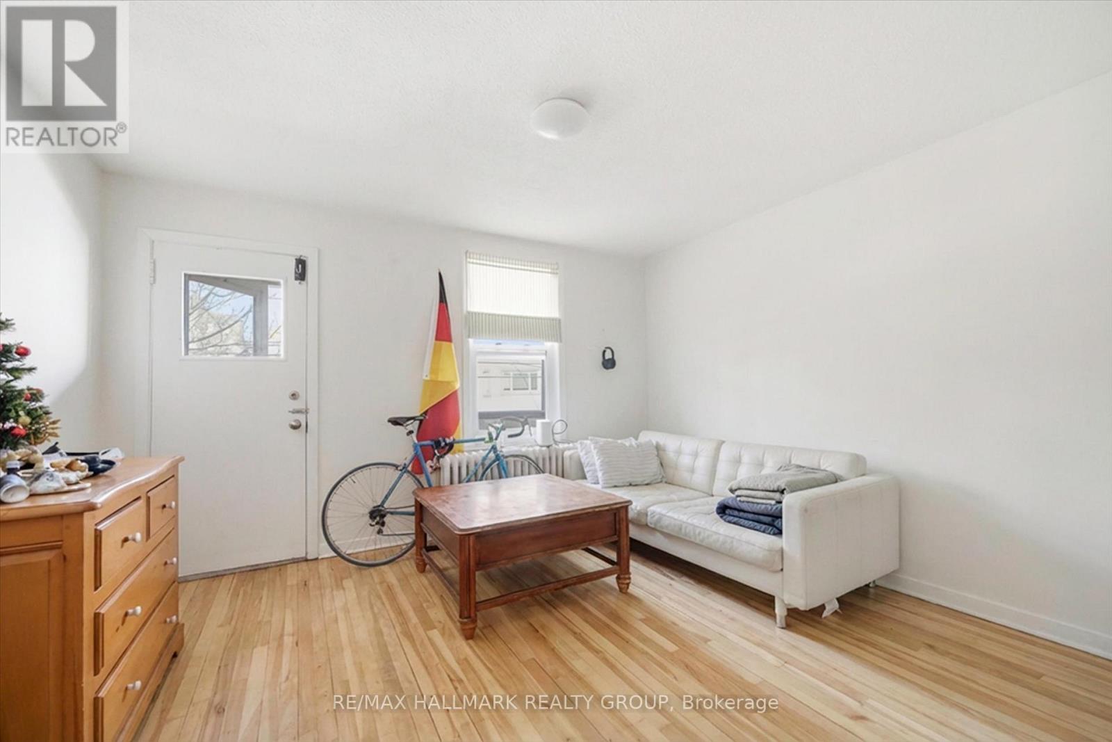 44 St Andrew Street, Ottawa, Ontario  K1N 5E9 - Photo 9 - X12767258