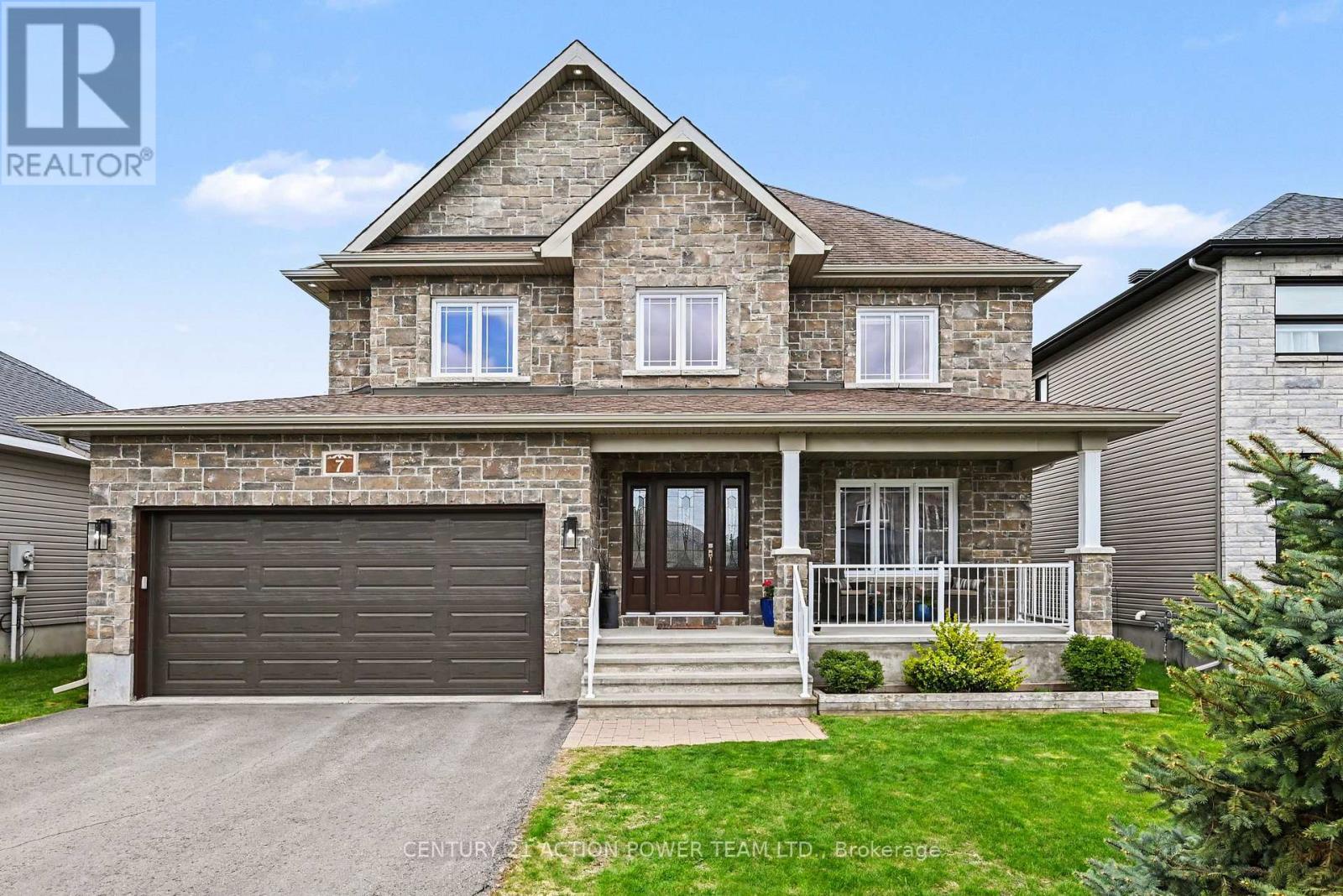 7 Richer Street W, North Stormont, Ontario  K0A 1R0 - Photo 1 - X12768644
