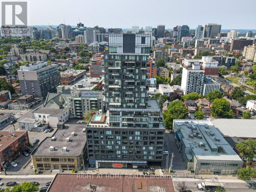 2002 - 203 CATHERINE STREET, Ottawa, Ontario