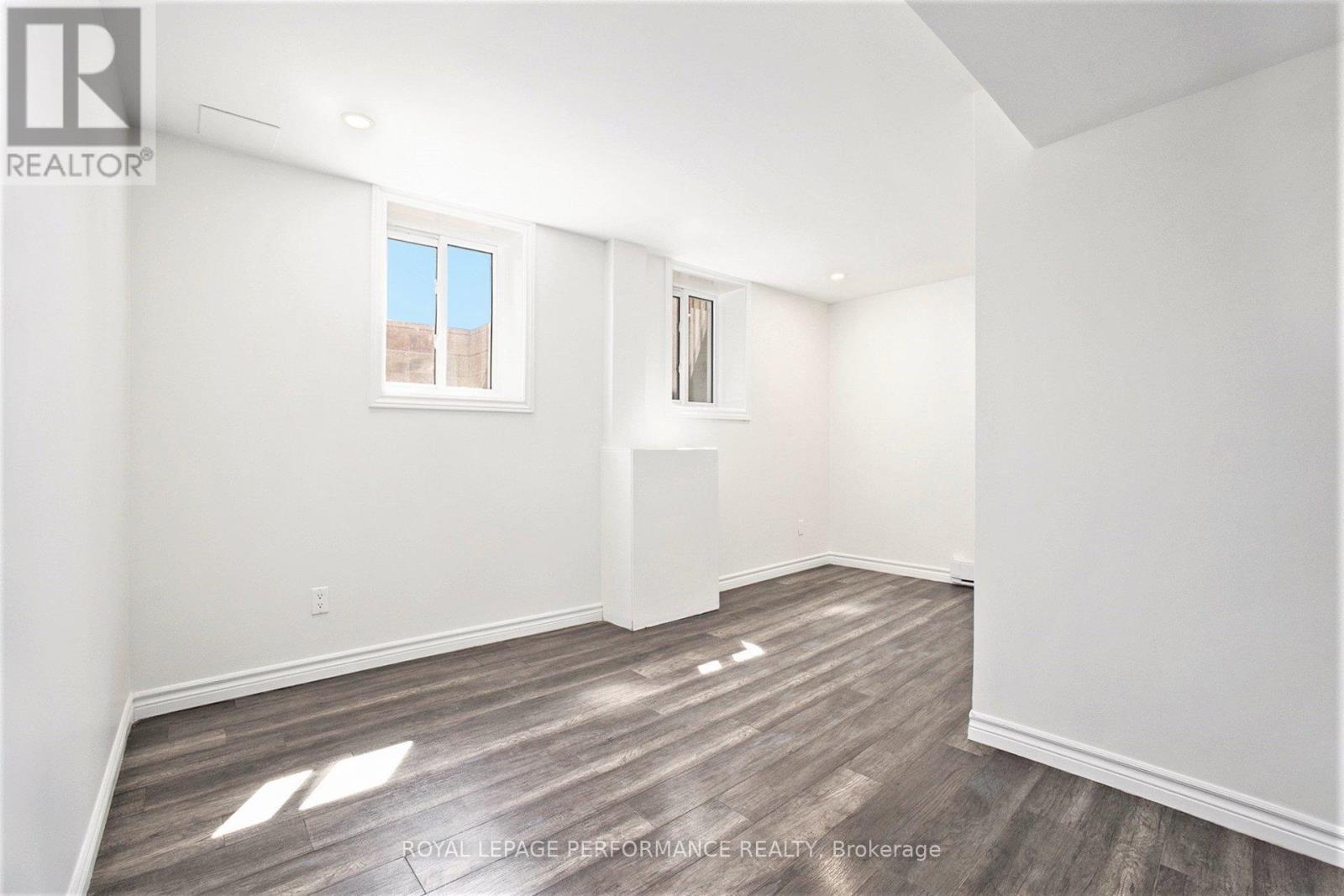 33-B Majestic Drive, Ottawa, Ontario  K2G 1C6 - Photo 5 - X12777006