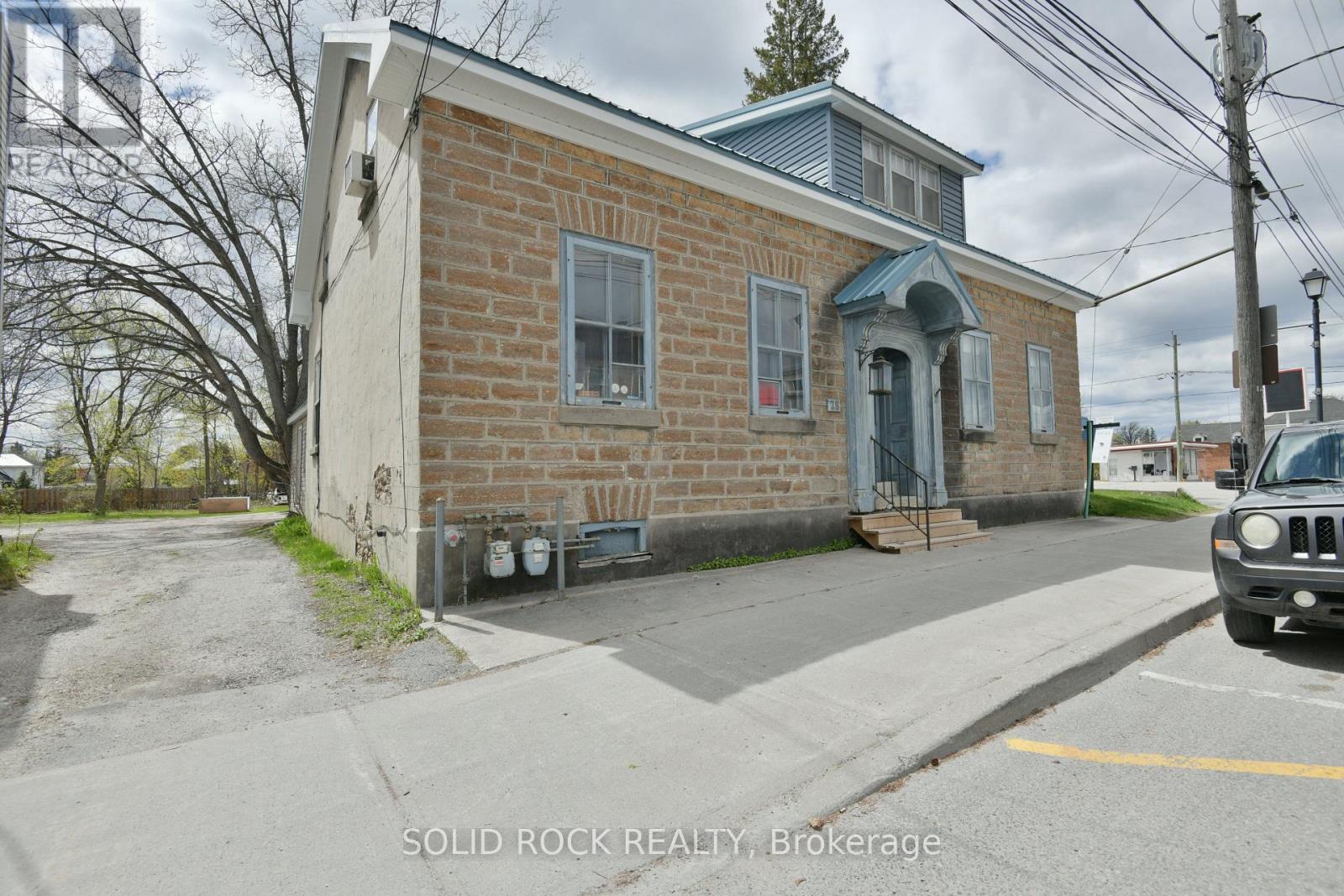 28 Wilson Street W, Perth, Ontario  K7H 2M9 - Photo 1 - X12779882