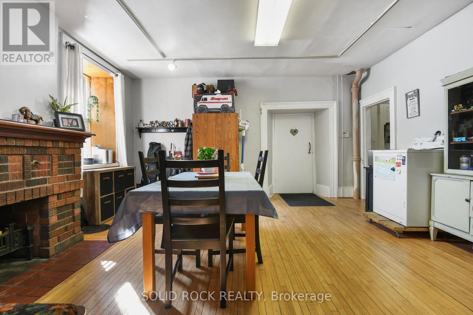 28 Wilson Street W, Perth, Ontario  K7H 2M9 - Photo 10 - X12779882