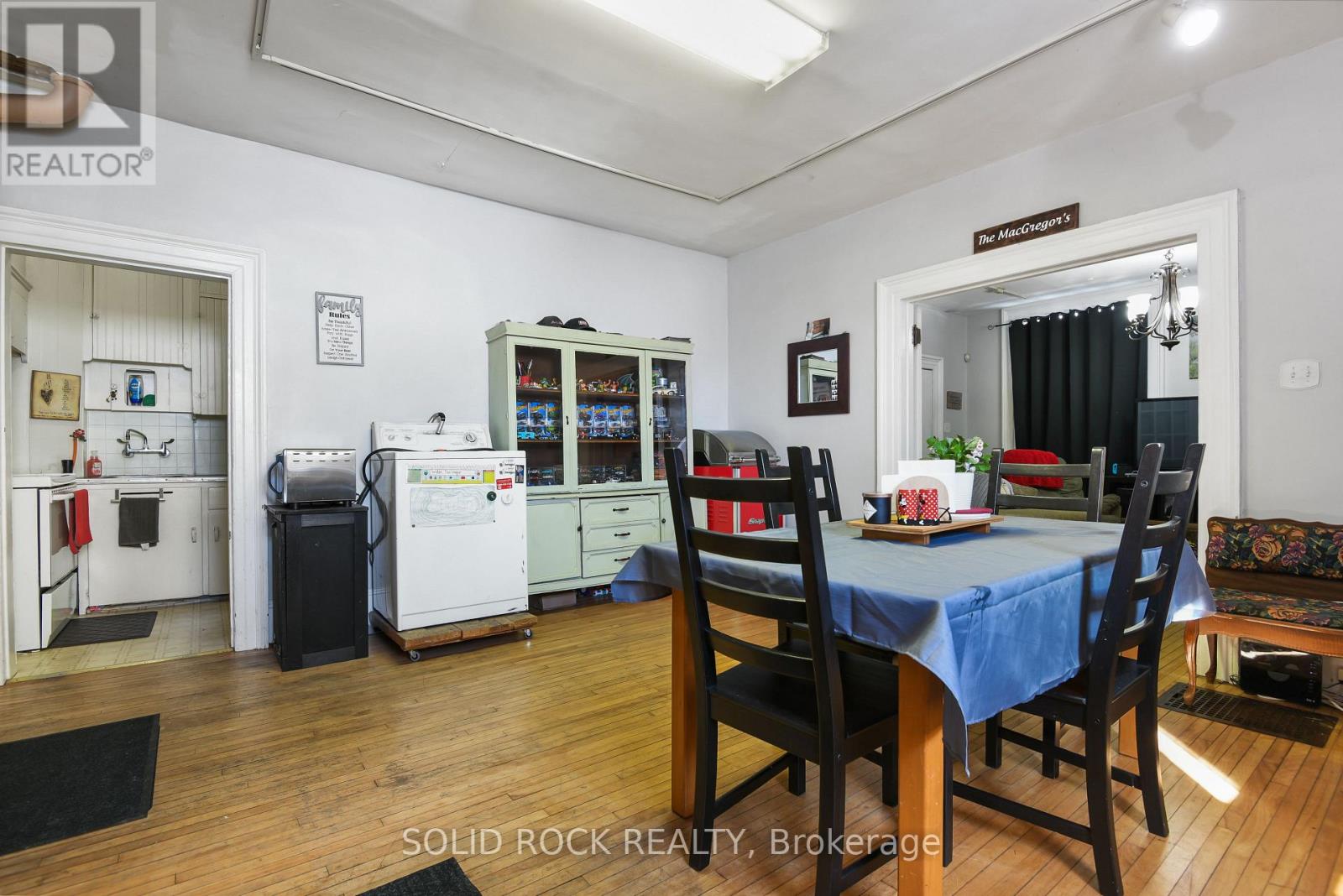 28 Wilson Street W, Perth, Ontario  K7H 2M9 - Photo 12 - X12779882