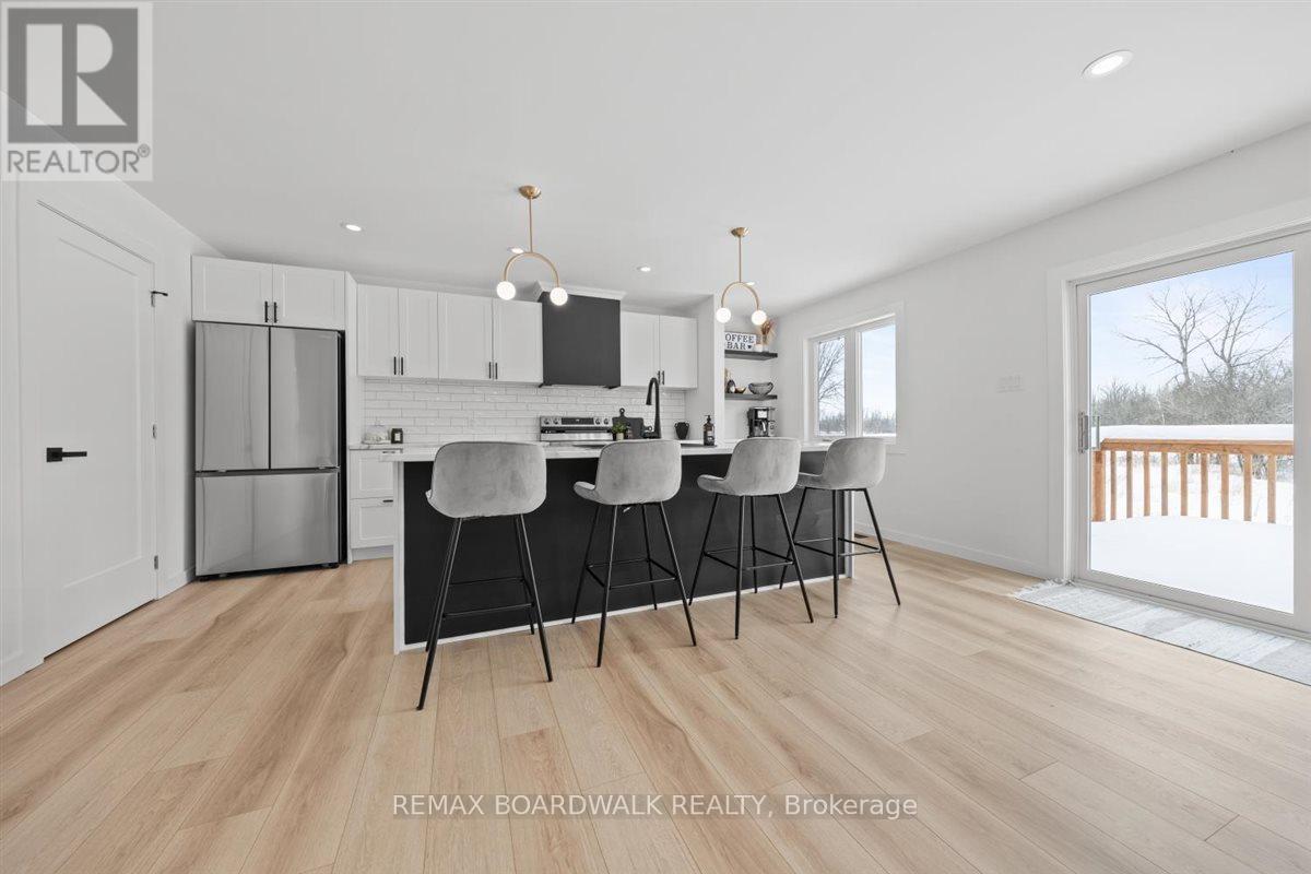 1146 Rideau River Road, Montague, Ontario  K0G 1N0 - Photo 11 - X12783324