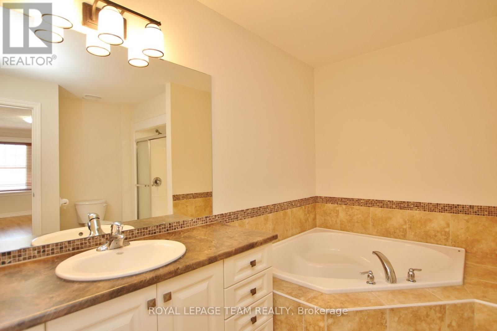 1032 Marconi Avenue, Ottawa, Ontario  K2W 0C8 - Photo 12 - X12787220