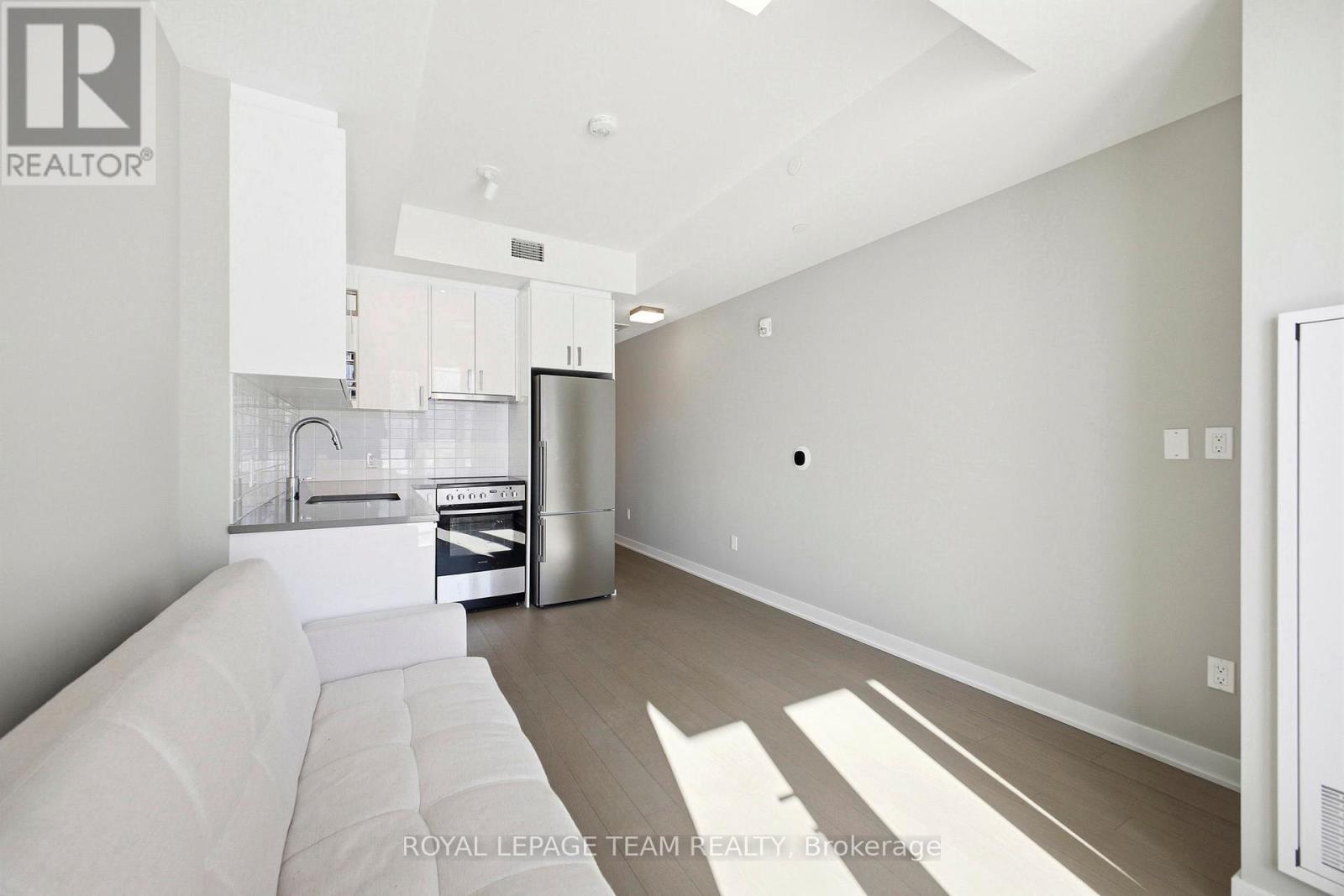 209 - 360 Deschatelets Avenue E, Ottawa, Ontario  K1S 5Y1 - Photo 6 - X12787774