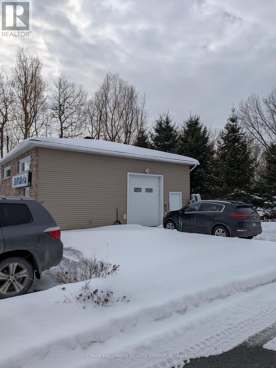 7 - 4100 Albion Road, Ottawa, Ontario  K1T 3W1 - Photo 3 - X12789312