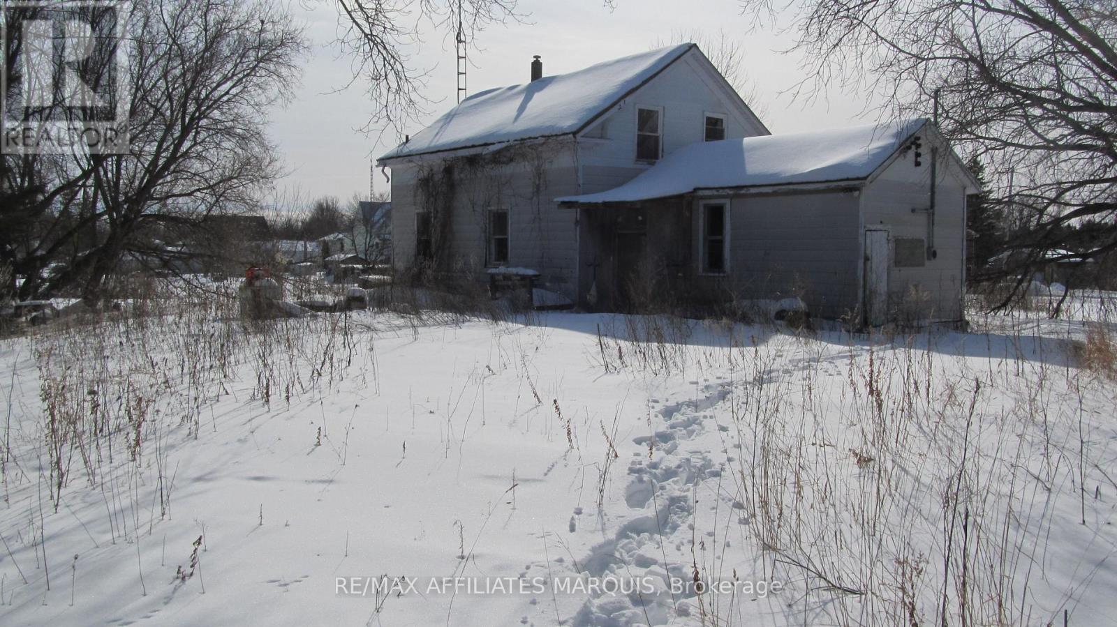 15554 Saving Street, South Stormont, Ontario  K0C 1Y0 - Photo 2 - X12791124